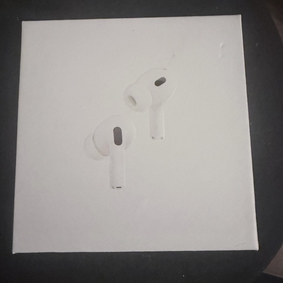 Apple AirPods Pro in White